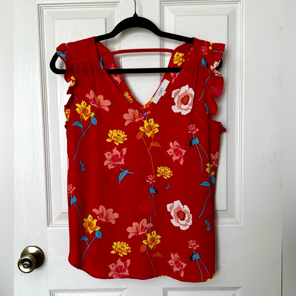 LOFT Red Floral Ruffle Sleeve v-neck Blouse size Medium